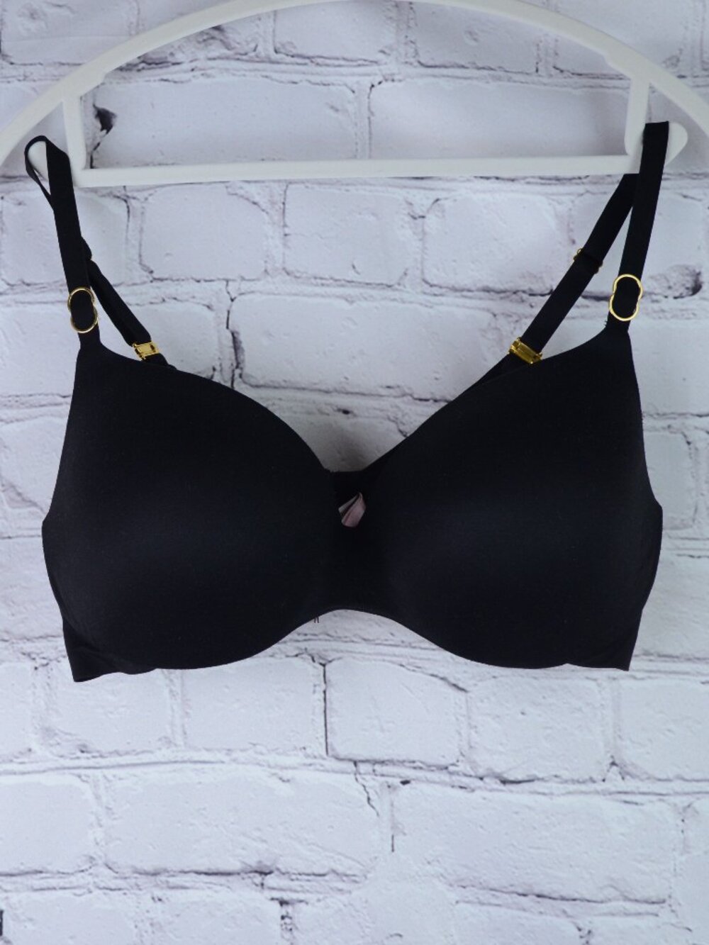VICTORIA'S SECRET Incredible Lined Demi Bra
